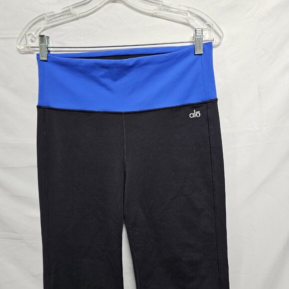 Alo Yoga Coolfit Capri Leggings Women Size S Black Straight Leg - Picture 6 of 12